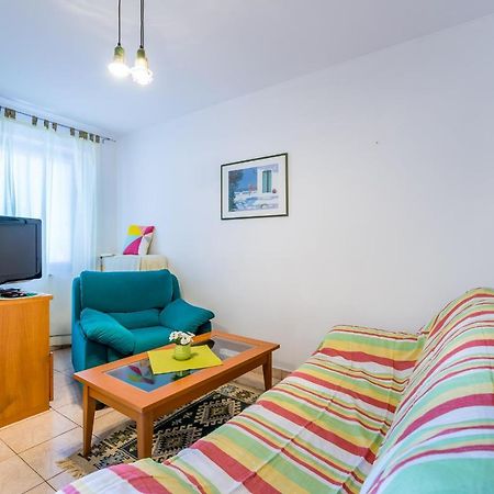 Lily Appartement Baška Buitenkant foto