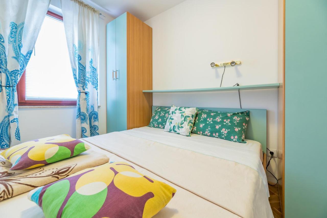 Lily Appartement Baška Buitenkant foto